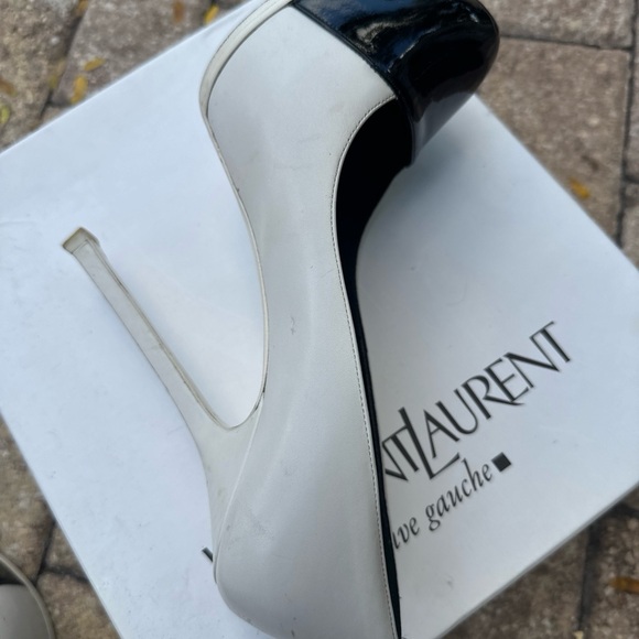 YSL Heels Size 9 - Picture 8 of 11